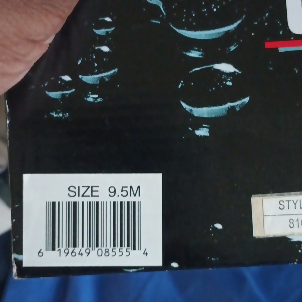 Boots - Picture 6 of 6